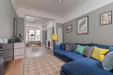 24 Spratt Hall Road, London, E11 2RQ