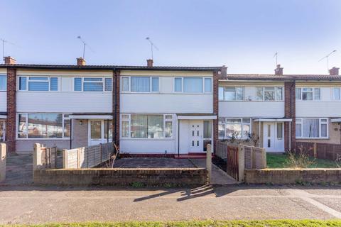 145 Tamar Way, Slough, SL3 8SZ