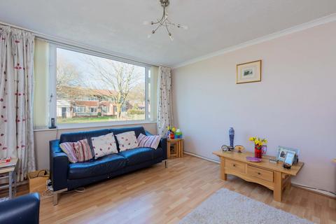 145 Tamar Way, Slough, SL3 8SZ