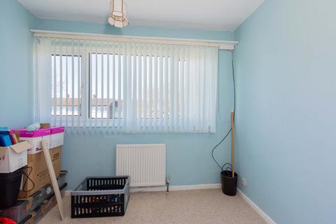 145 Tamar Way, Slough, SL3 8SZ
