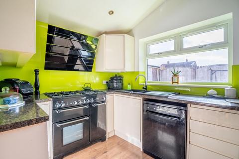 3 bedroom semi-detached house for sale, Whitethorn Close, York