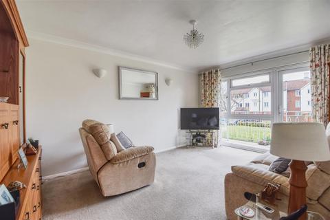 2 bedroom flat for sale, Cooden Drive, Bexhill-On-Sea