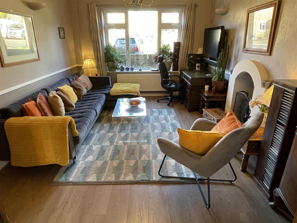 Sitting Room.JPG