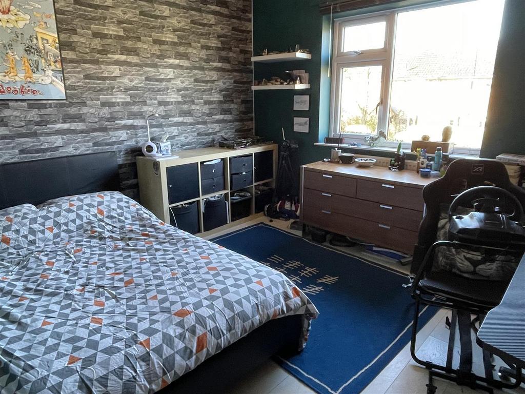 Bedroom 3.JPG