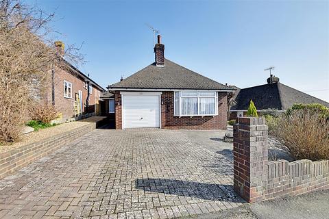 2 bedroom detached bungalow for sale, Broad View, Bexhill-On-Sea