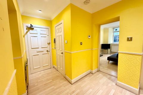 2 bedroom flat to rent, Brighton Street, Old Town, Edinburgh, EH1