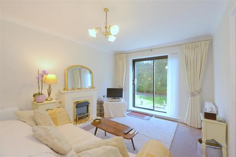 1 bedroom retirement property for sale, The Cedars, Abbey Foregate, Shrewsbury