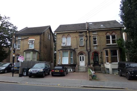 Studio to rent, St. Peters Road, Croydon CR0