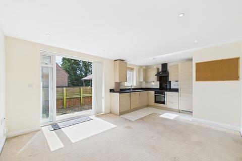 1 bedroom ground floor flat for sale, West Wycombe Road, High Wycombe,