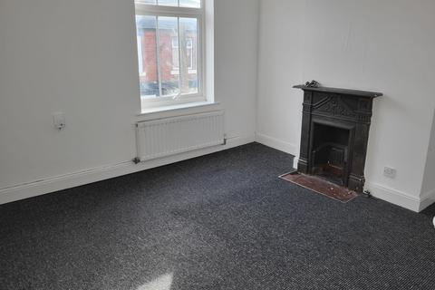 2 bedroom terraced house to rent, Adelaide Street, Brierley Hill DY5