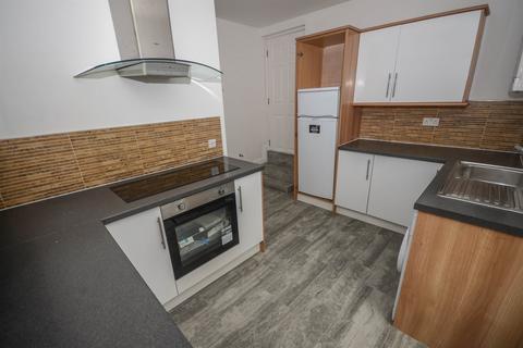 3 bedroom flat for sale, Stanhope Road, South Shields