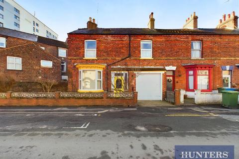 2 bedroom end of terrace house for sale, Nelson Street, Bridlington