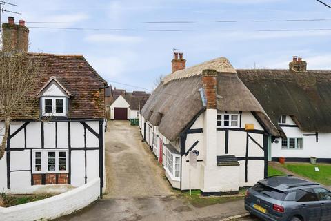 3 bedroom detached house for sale, Quainton,  Buckinghamshire,  HP22