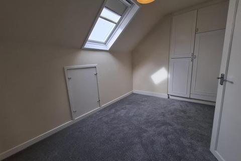 3 bedroom terraced house to rent, Bennett Street, Buxton