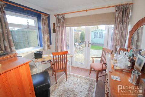 3 bedroom detached bungalow for sale, Swan Close, Peterborough PE7