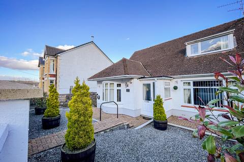 4 bedroom detached house for sale, Hillside Park, Bargoed CF81