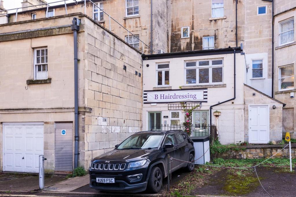 11a Claverton Buildings, Bath, BA2 4l D-1.jpg