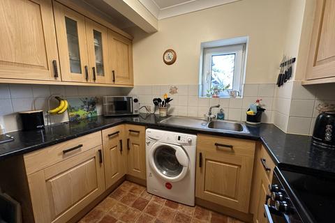 2 bedroom flat for sale, Abbey Road, Torquay