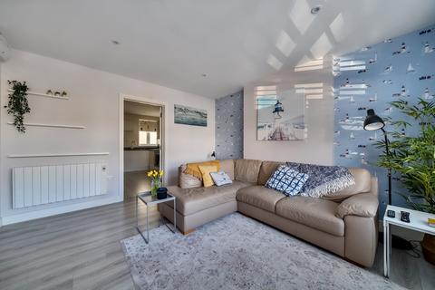 1 bedroom apartment for sale, Harwood House,  Farnborough , GU14