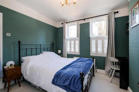 165 Edward Road, London, E17 6PA