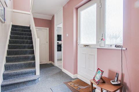 2 bedroom maisonette for sale, South Road, Haywards Heath, RH16
