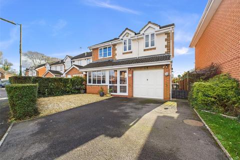 4 bedroom detached house for sale, Curtis Hayward Drive, Quedgeley, Gloucester, Gloucestershire, GL2