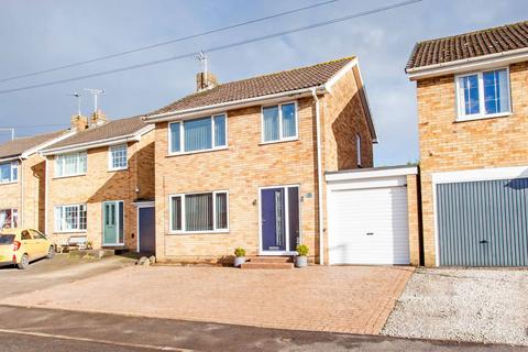 3 bedroom detached house for sale, Windmill Close, Bolsover, S44