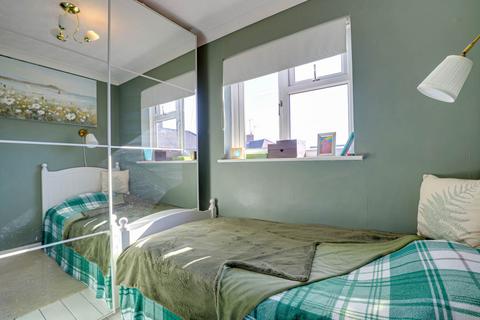 13 Onslow Gardens, Caversham, Reading, RG4 5HY