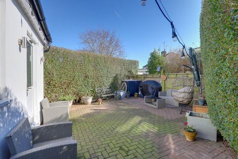 13 Onslow Gardens, Caversham, Reading, RG4 5HY