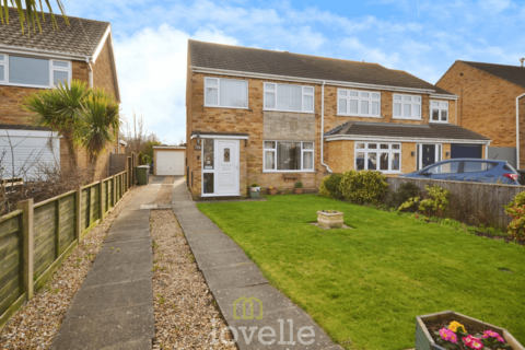 3 bedroom semi-detached house for sale, Chichester Road, Cleethorpes DN35