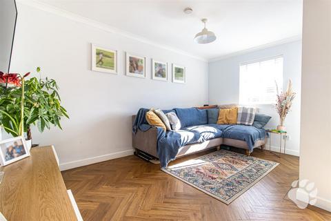 1 Brackley Crescent, Basildon, SS13 1RA