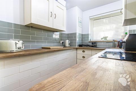 1 Brackley Crescent, Basildon, SS13 1RA