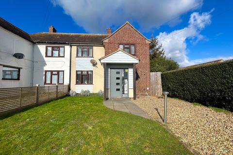 2 bedroom semi-detached house to rent, St. Johns Road, Clacton-on-Sea CO16