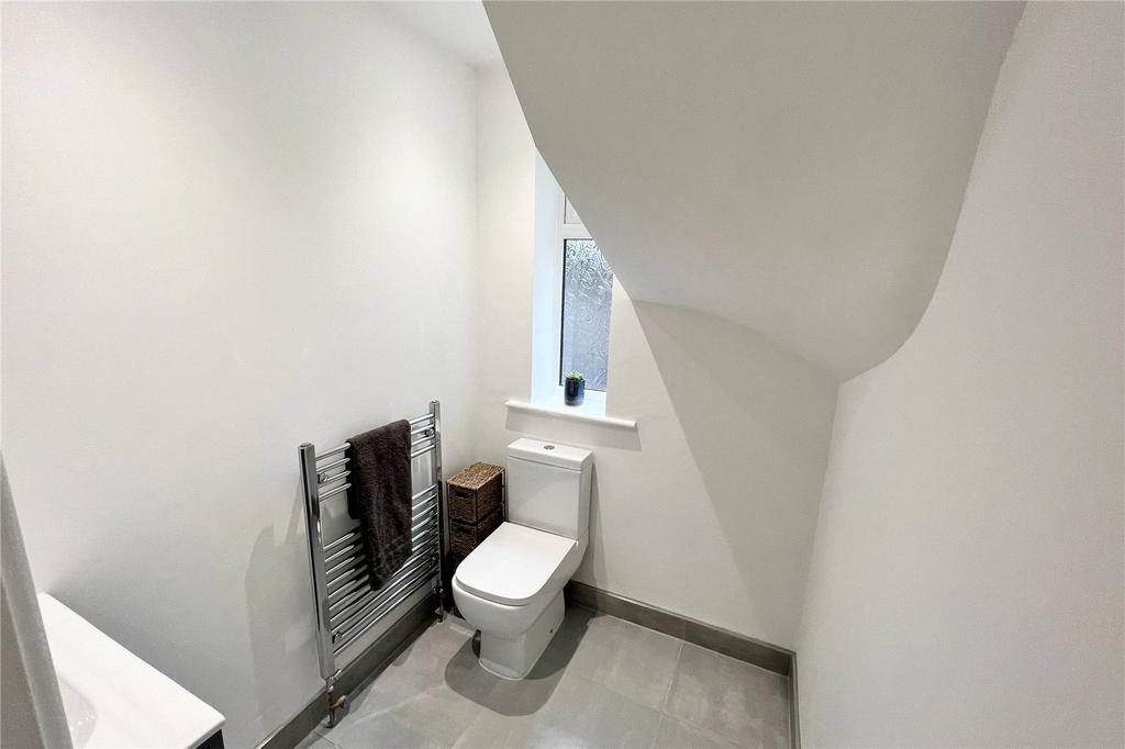 Ground Floor Wc