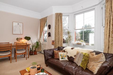 3 bedroom maisonette for sale, Clive Road, Dulwich, London, SE21