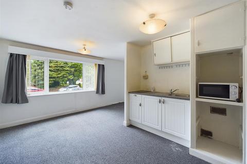 Studio to rent, 25 Wostenholm Road, Sheffield