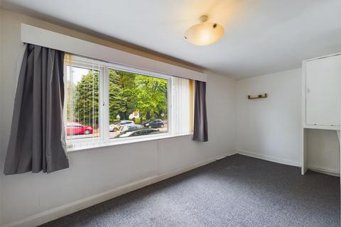 Studio to rent, 25 Wostenholm Road, Sheffield