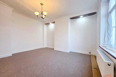 3 bedroom terraced house for sale, The Meads, Edgware