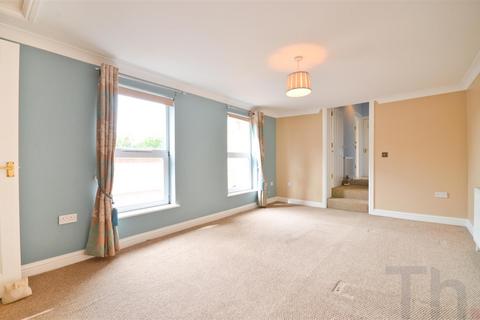 2 bedroom flat to rent, Newport PO30