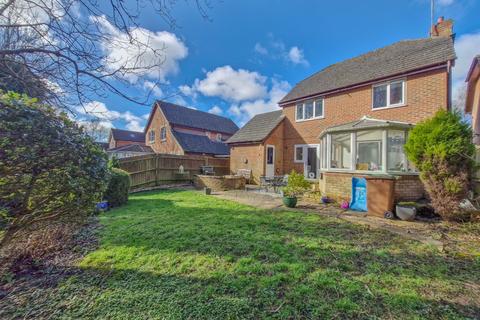 4 bedroom detached house for sale, Hinton Manor Court, Woodford Halse, NN11 3NU