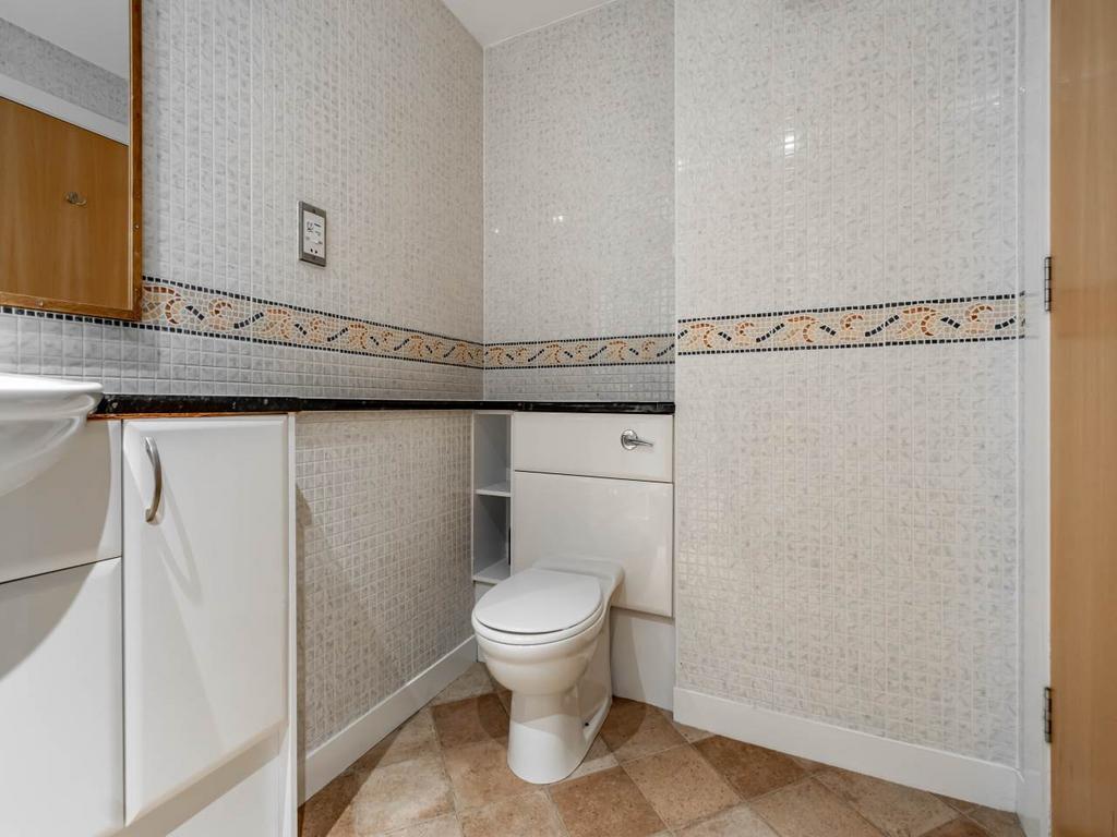 Sq ft wc 64746 4 26