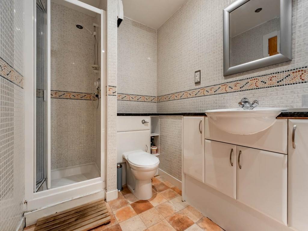Sq ft shower 64746 4