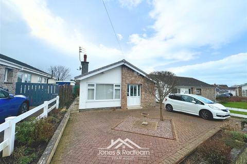 3 bedroom detached bungalow for sale, Kerfoot Avenue, Rhuddlan, Rhyl