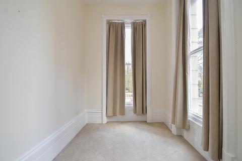 1 bedroom flat to rent, Charles Road, St Leonards-On-Sea TN38