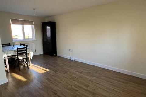 2 bedroom flat for sale, Rudman Park, Chippenham