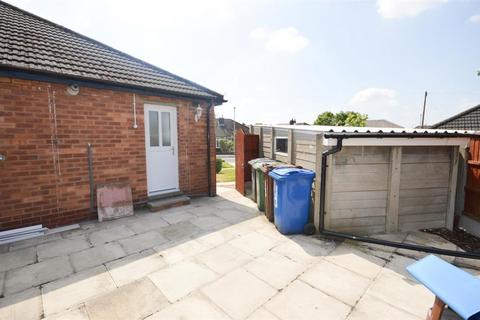 2 bedroom detached bungalow to rent, Avondale Drive, Tyldesley, Manchester, M29 7ES