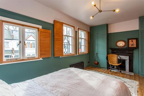 25 Ridgdale Street, London, E3 2TN