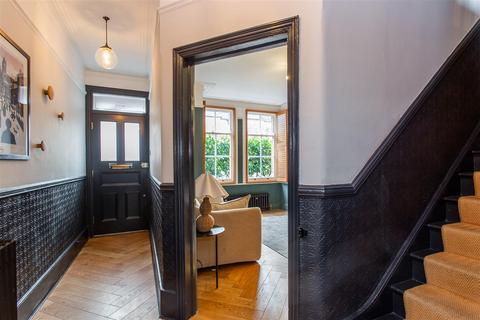 25 Ridgdale Street, London, E3 2TN