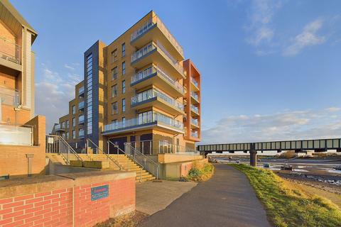 2 bedroom flat for sale, Salt Marsh Road, Shoreham by Sea