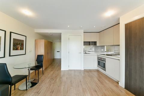 Studio to rent, Hudson Building, 1 Deals Gateway, Deptford, London, SE10